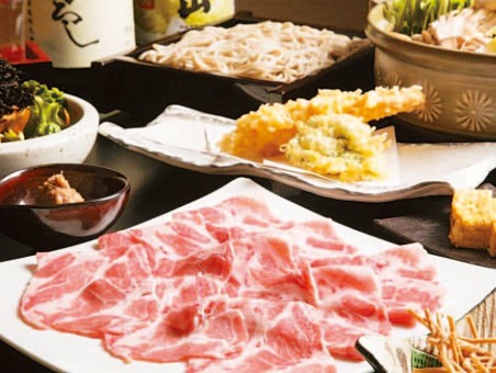 ご家族で。お仲間と。選べるお鍋のコース！7F 北海道十割 蕎麦群(そばむれ)